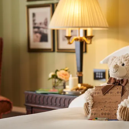 Powerscourt Hotel, Autograph Collection