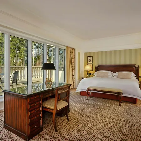 باورسكورت، أوتوغراف كوليكشن® إنيسكري