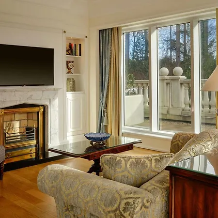 Hotel Powerscourt Hotel, Autograph Collection