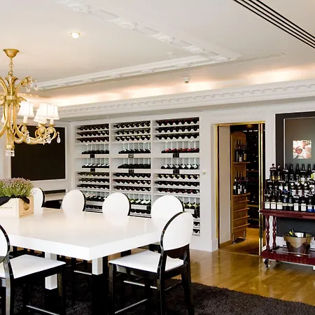 Powerscourt Hotel, Autograph Collection Hotel 5*