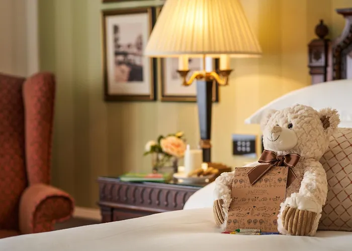 Powerscourt Hotel, Autograph Collection