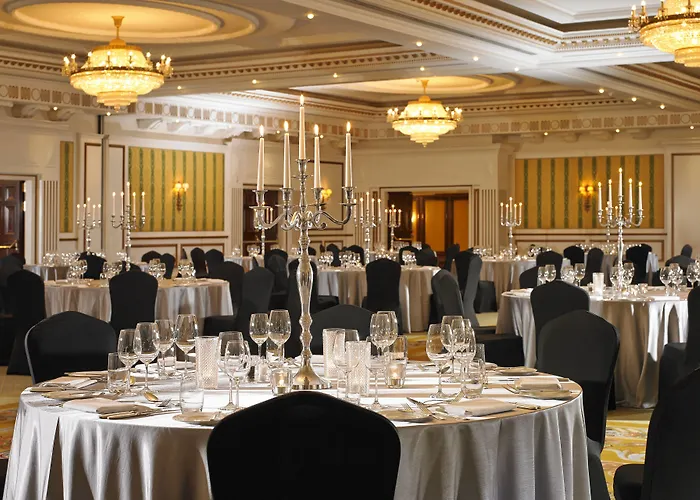 Отель Powerscourt Hotel, Autograph Collection Эннискерри