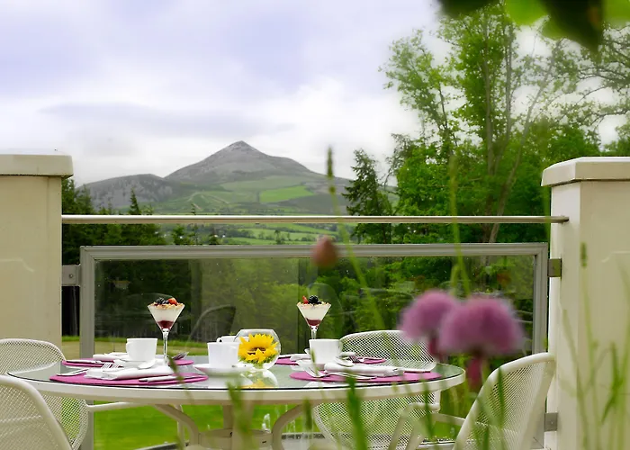 Powerscourt Hotel, Autograph Collection 5*