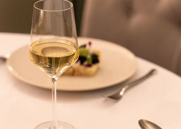 Отель Powerscourt Hotel, Autograph Collection 5*